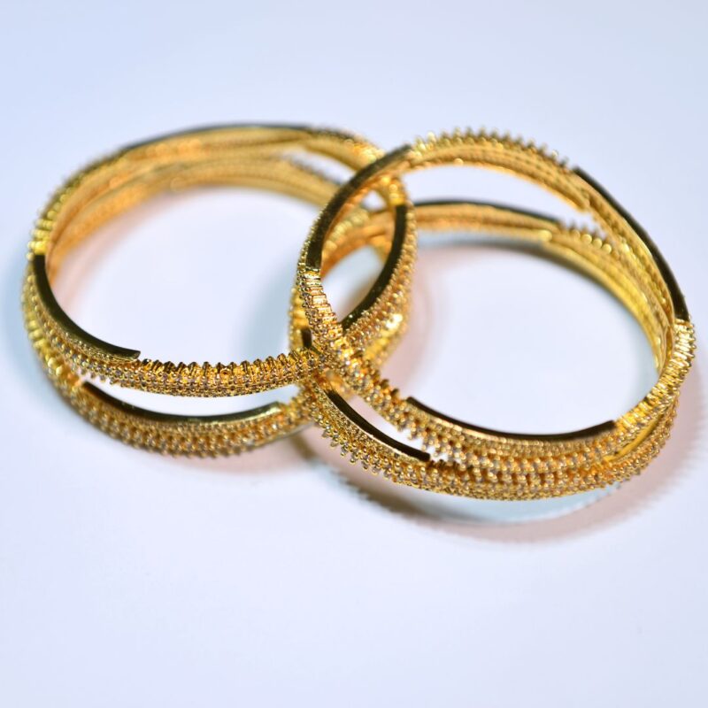 Royal Grace – 1k Golden with sparkling Crystal White Zarcons Bangles Set (BG002)