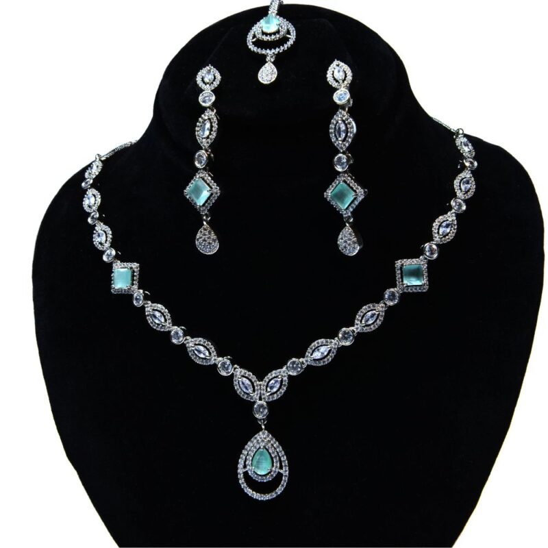 Sea Green Gemstones with White Sparkling Zarcons Jewelry Set (LC007)