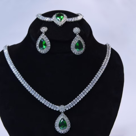 Graceful Green & White Sparkling stones Jewelry Trio Jewelry Set (LC-0012)