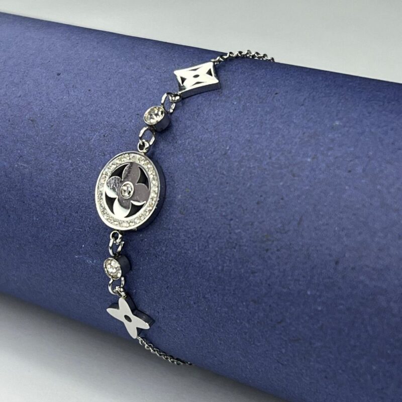 Stainless Steel Bracelet with Timeless Sparkle (BR008)