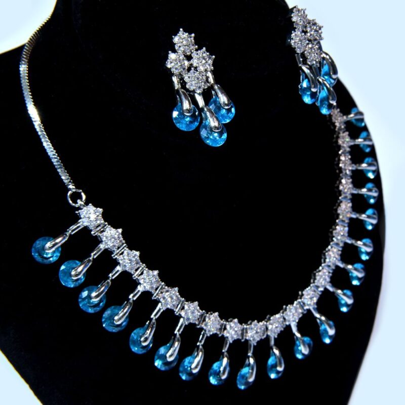Graceful Blue & Crystal Stone Jewelry set (LC0010) - Image 2