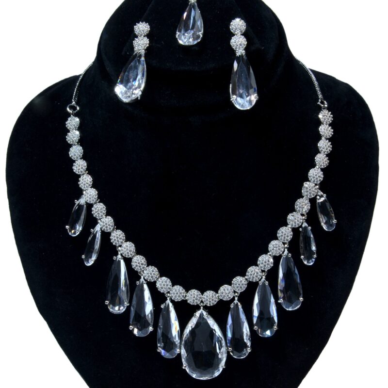 Sparkling zarcons Beads & Teardrop Crystals Jewelry Set (LC003) - Image 2