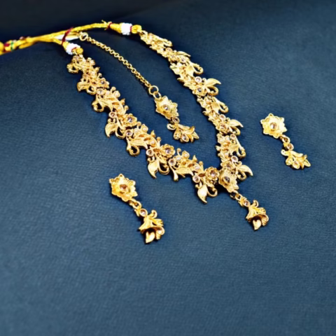 Rajwari Floral & Leaf Design Bridal Set with Champagne Stones (RAJ-003)