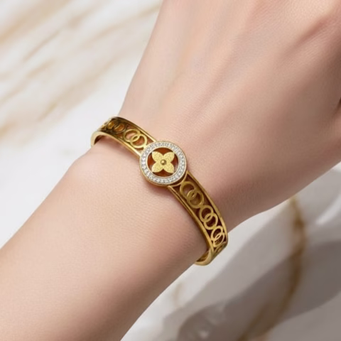 Elegant Stainless Steel Golden Handcuff Bracelet (BR-0030)