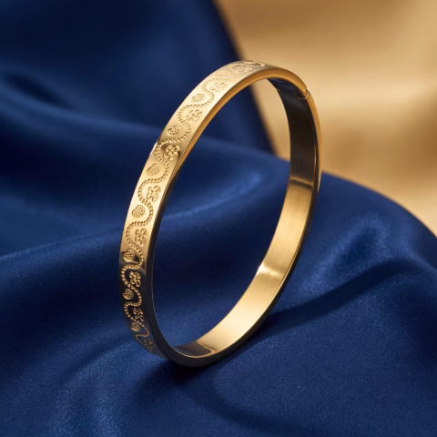 Elegant Floral Engraved Stainless Steel Handcuff Bracelet (BR-0037)